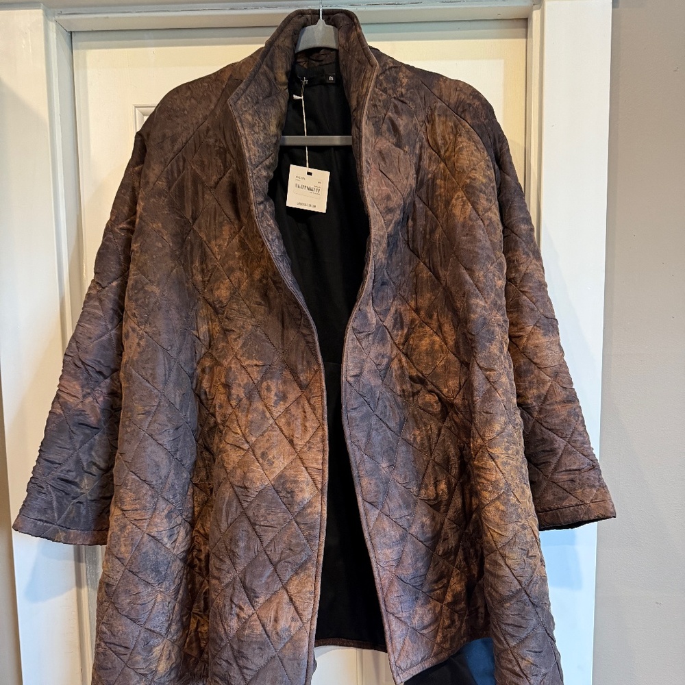 Gorgeous Jarbo silk coat NWT - OS